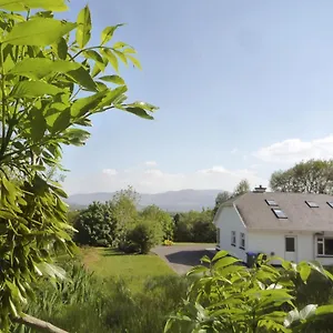 Madams Hill House By Trident Homes Holiday home