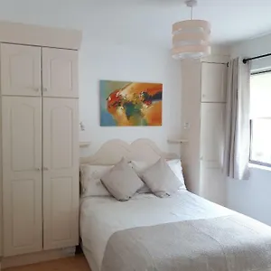 Inisfail Apartment